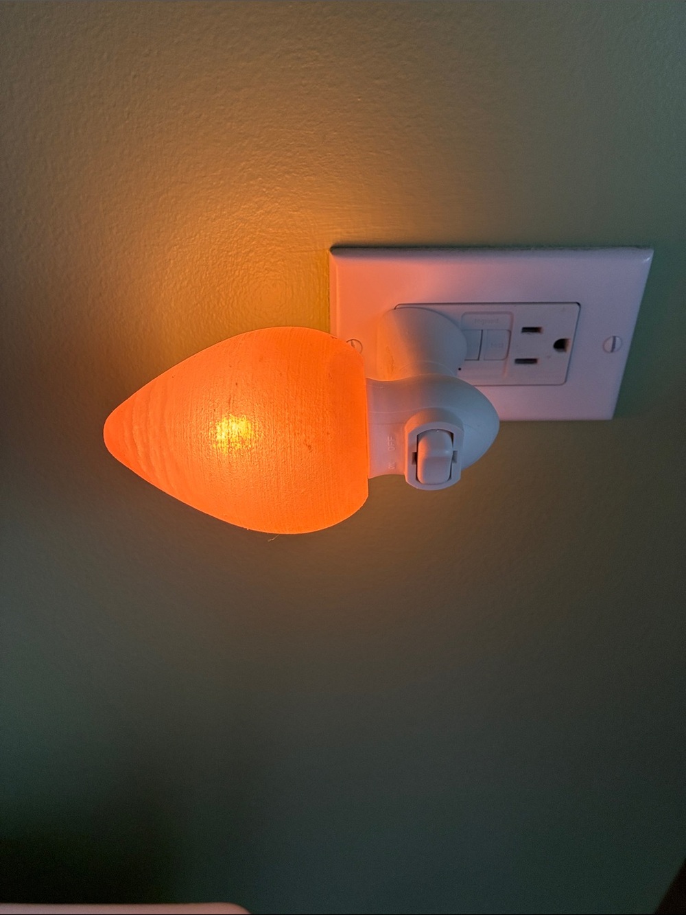 Himalayan Salt Pink Plug-in Night Light